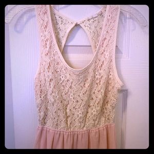 Beautiful lace dress!